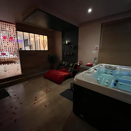 Bulles D Evasion Love hotel *